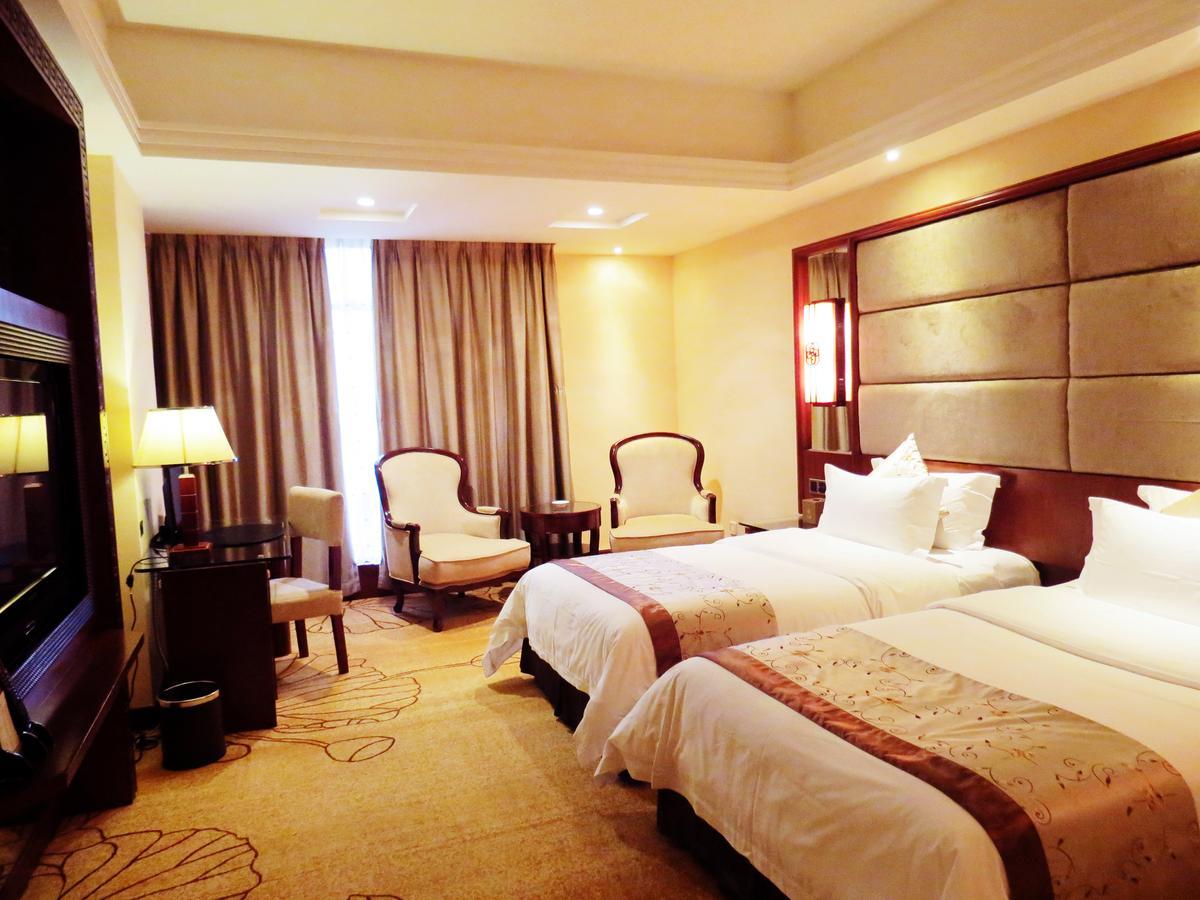 Rongjiang Hotel Jieyang Екстериор снимка