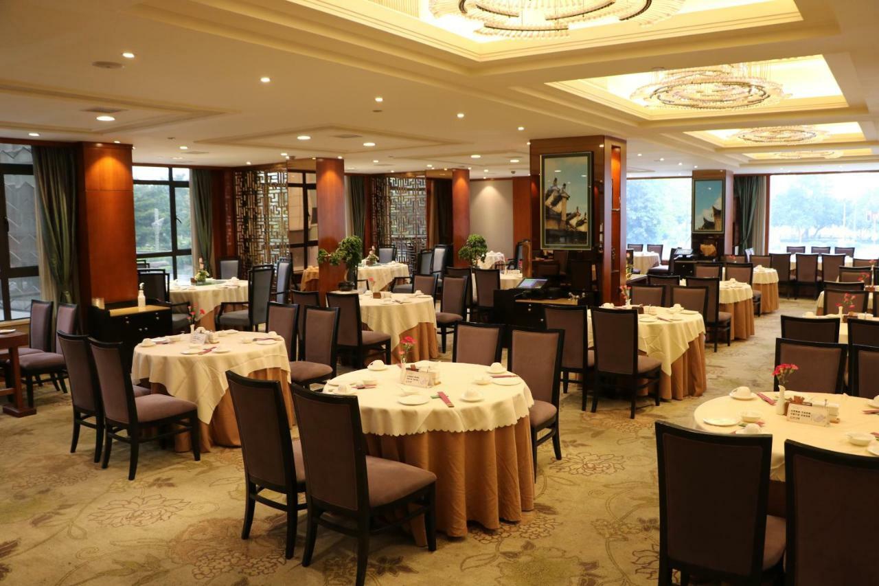 Rongjiang Hotel Jieyang Екстериор снимка